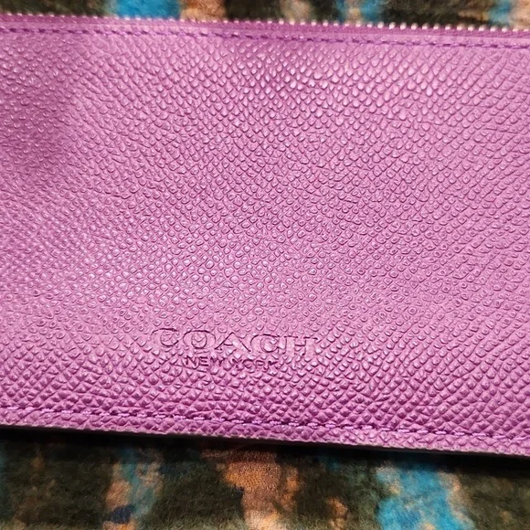 Coach Embossed Textured Trifold Leather Wallet - Picture 14 of 15